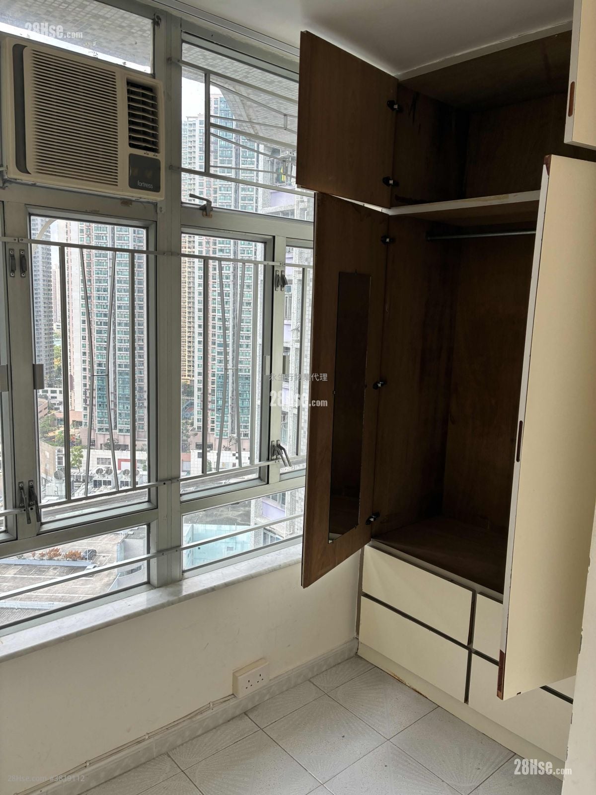 裕明苑 售盤 2 房 , 1 浴室 435 平方呎