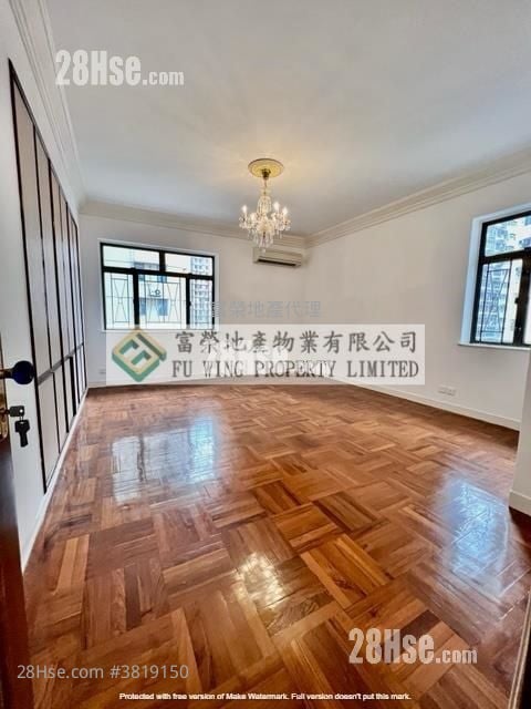 Harcourt Garden Sell 3 Bedrooms , 2 Bathrooms 1,830 ft²