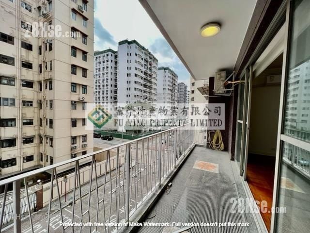 Harcourt Garden Sell 3 Bedrooms , 2 Bathrooms 1,830 ft²