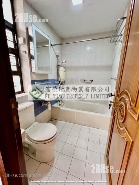 Harcourt Garden Sell 3 Bedrooms , 2 Bathrooms 1,830 ft²