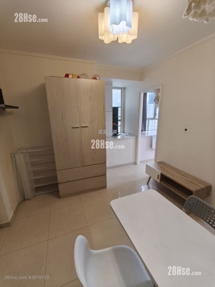 Ho Wang Building Rental 2 Bedrooms , 1 Bathroom 271 ft²