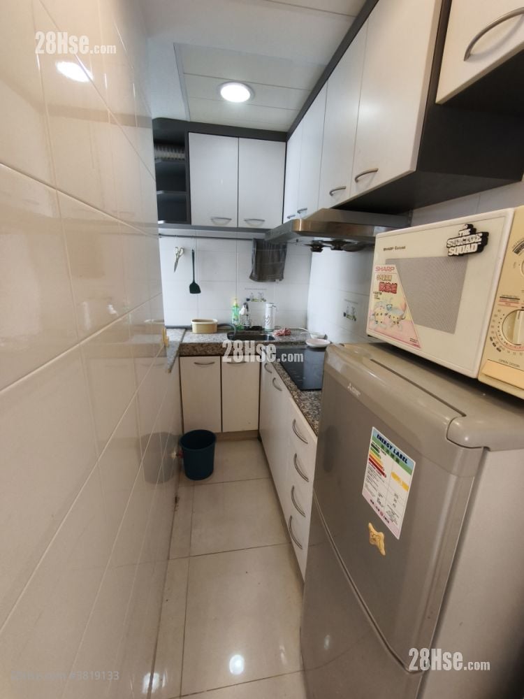 Ho Wang Building Rental 2 Bedrooms , 1 Bathroom 271 ft²
