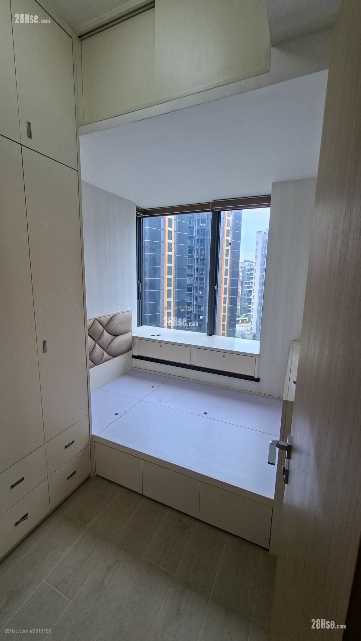 Double Cove Sell 2 Bedrooms , 3 Bathrooms 497 ft²