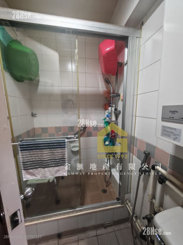 采頤花園 售盤 3 房 , 2 浴室 588 平方呎