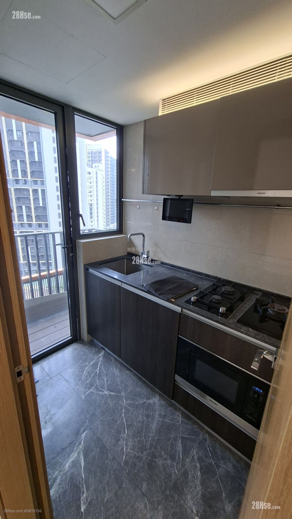 Double Cove Sell 2 Bedrooms , 3 Bathrooms 497 ft²