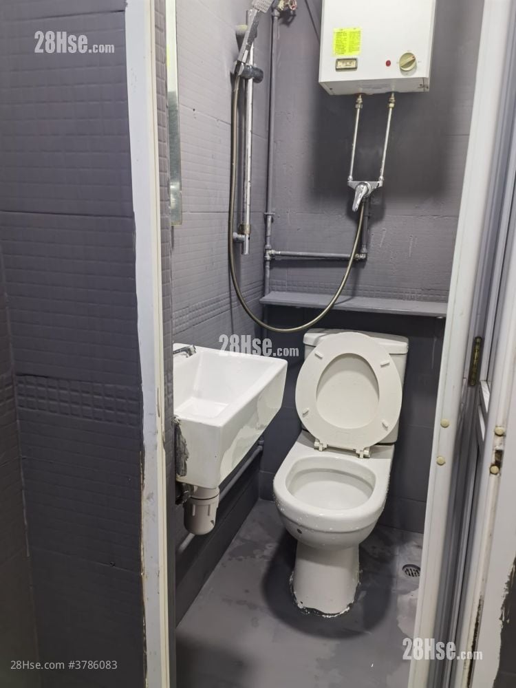 Nil Rental 1 Bathroom 180 ft²