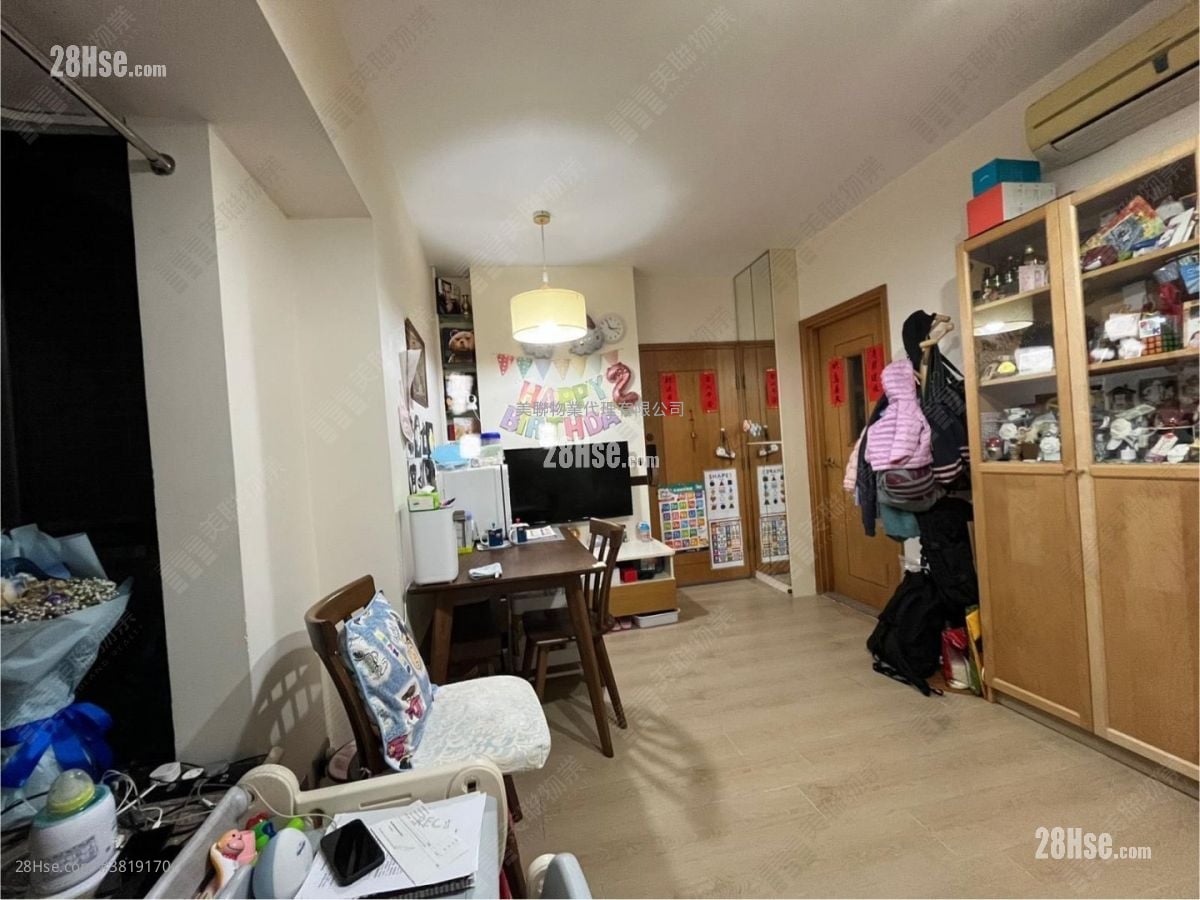 Scenic View Sell 2 Bedrooms , 1 Bathroom 497 ft²