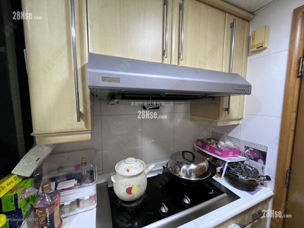 Scenic View Sell 2 Bedrooms , 1 Bathroom 497 ft²