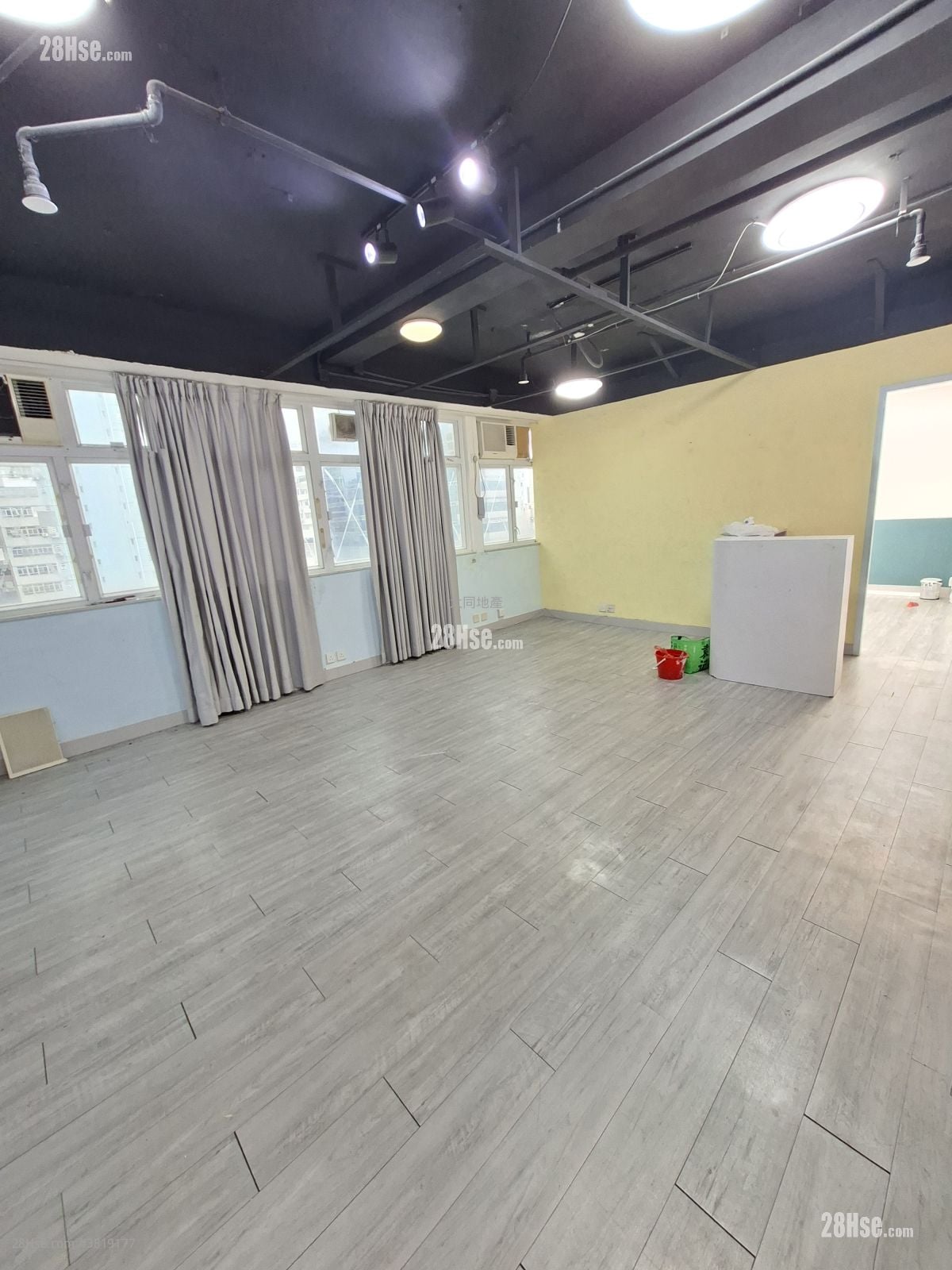 On Yip Commercial Building Rental 1 Bedroom , 1 Toilet