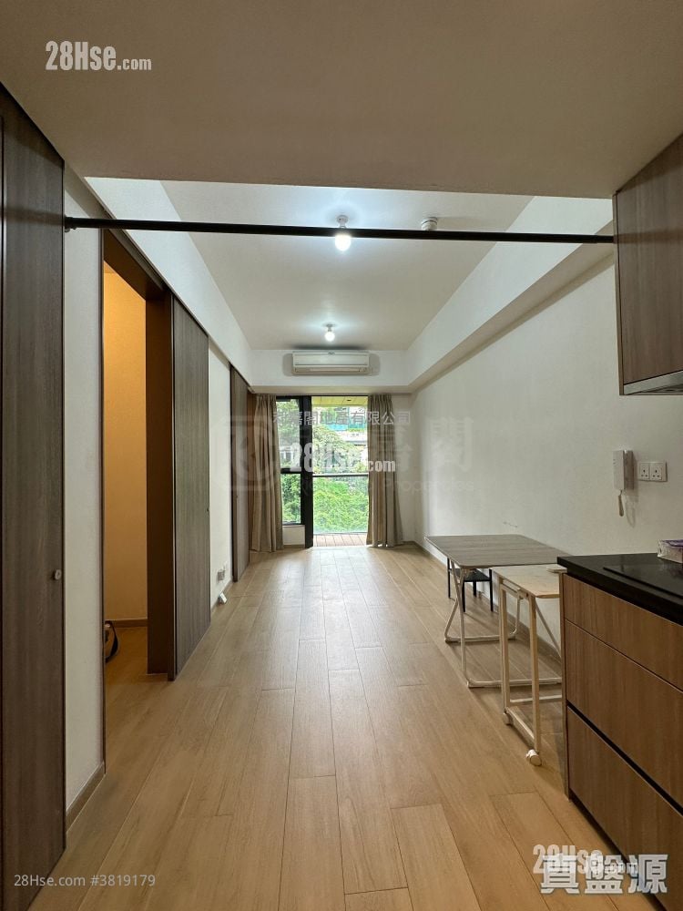 The Met. Acappella Sell 1 Bedroom 389 ft²