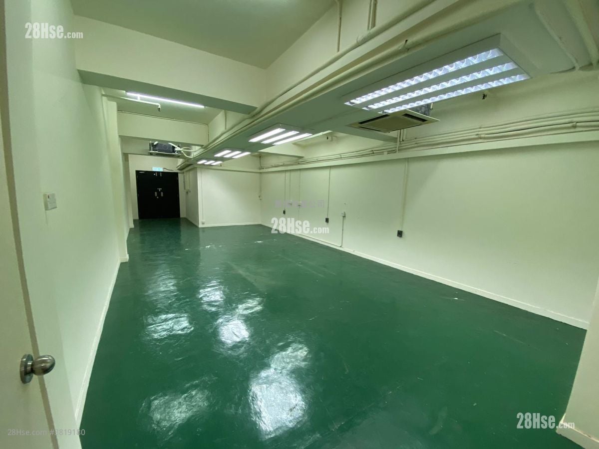 長城工廠大廈 租盤 5+ 房 , 2 廁所