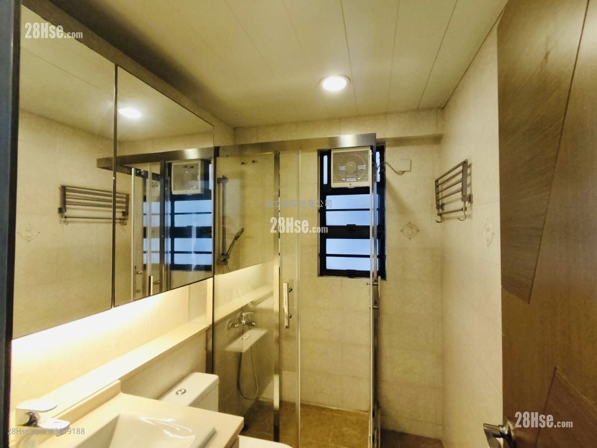 富泽花园 租盘 3 房 , 2 浴室 652 平方尺