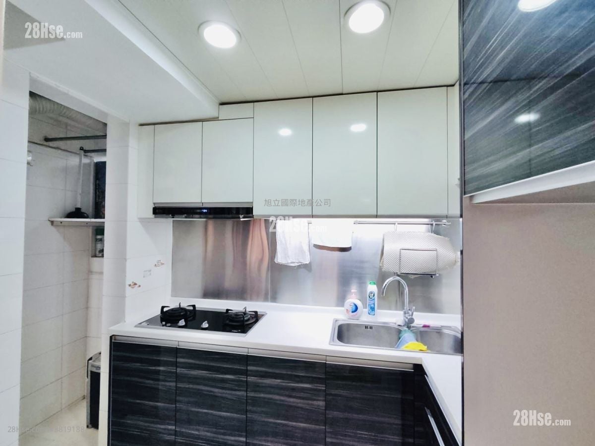 富泽花园 租盘 3 房 , 2 浴室 652 平方尺