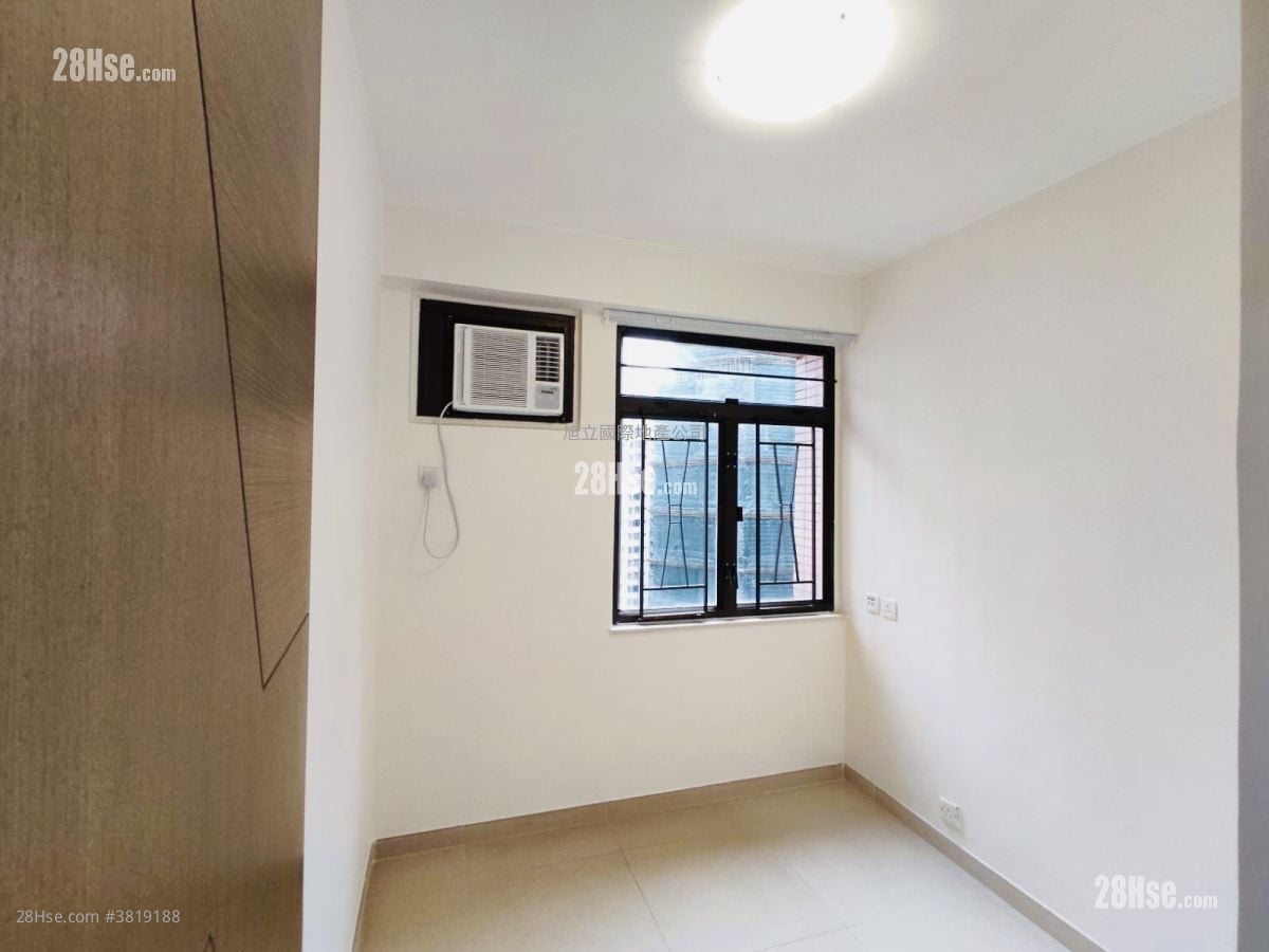 富泽花园 租盘 3 房 , 2 浴室 652 平方尺