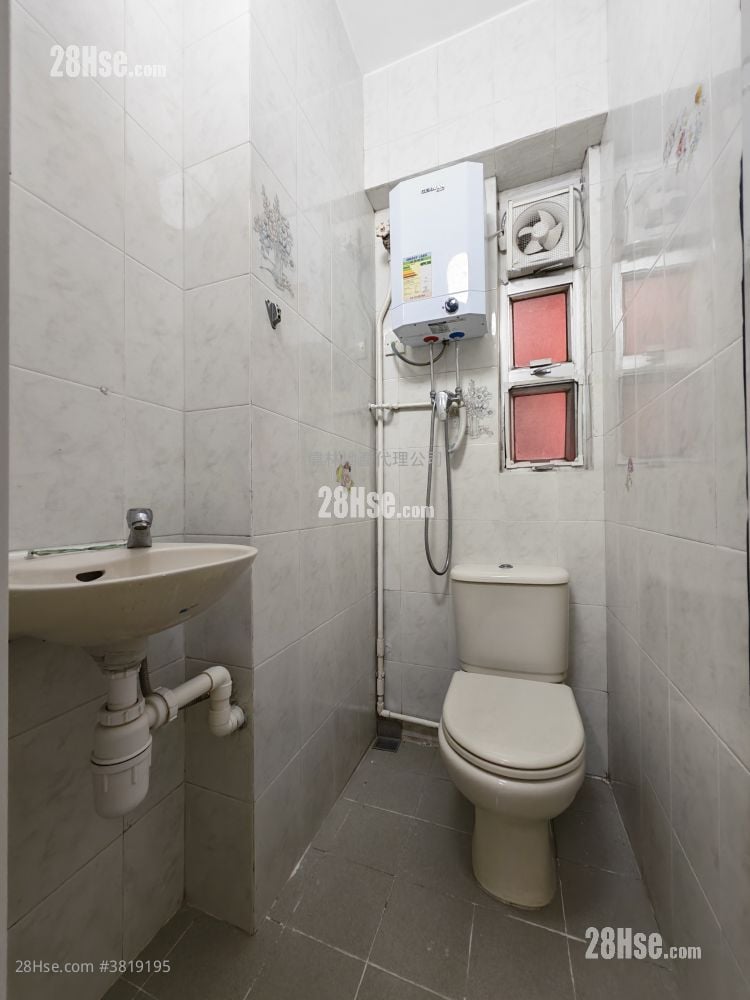 泰康楼 租盘 2 房 , 1 浴室 334 平方尺