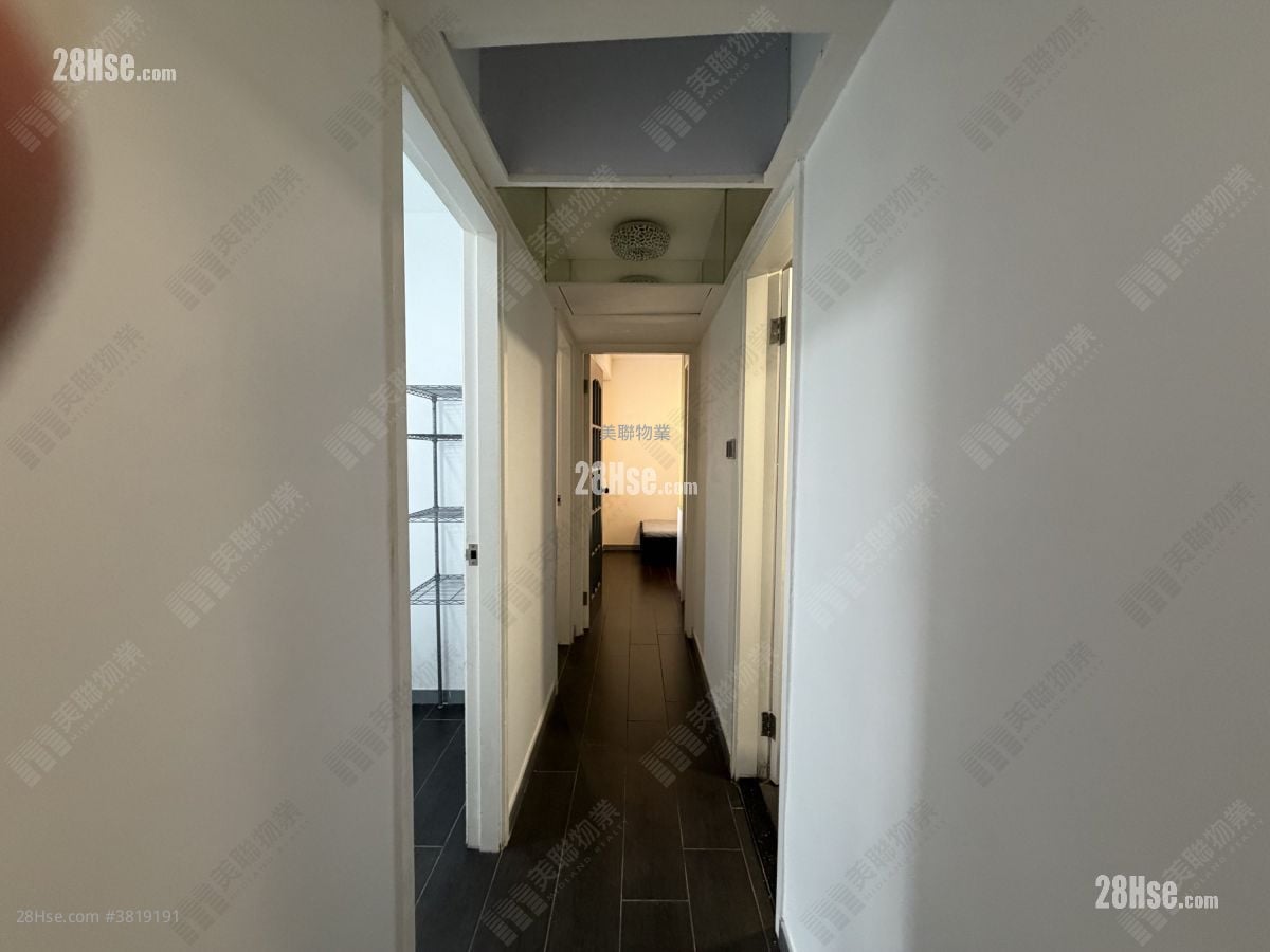 海柏花园 租盘 3 房 , 2 浴室 560 平方尺