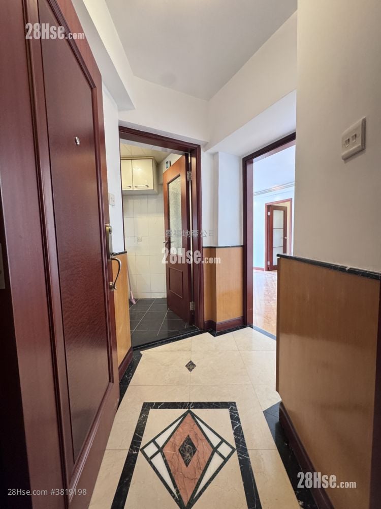 康景花园 售盘 4 房 , 2 浴室 845 平方尺