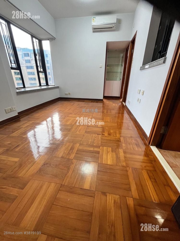 Metropolitan Rise Rental 2 Bedrooms , 1 Bathroom 409 ft²