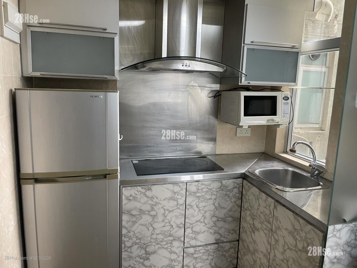 Causeway Centre Rental 1 Bedroom , 1 Bathroom 357 ft²