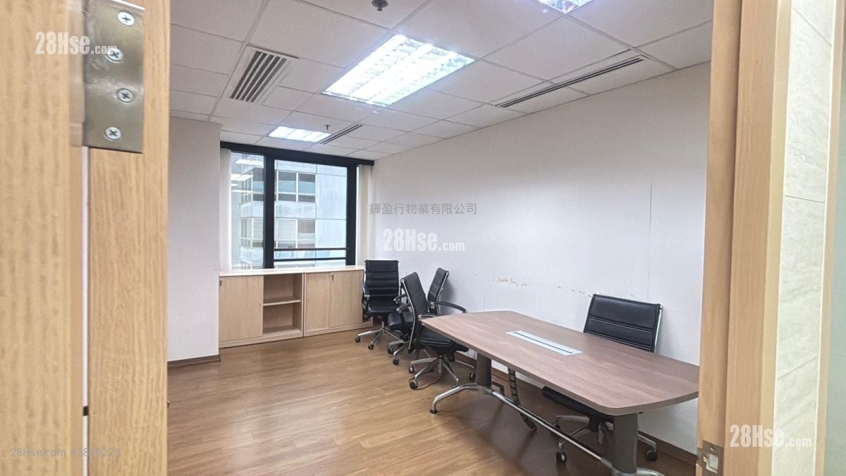 Jubilee Centre Rental 5+ Bedrooms