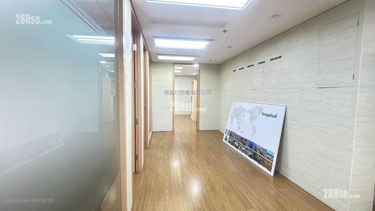 Jubilee Centre Rental 5+ Bedrooms