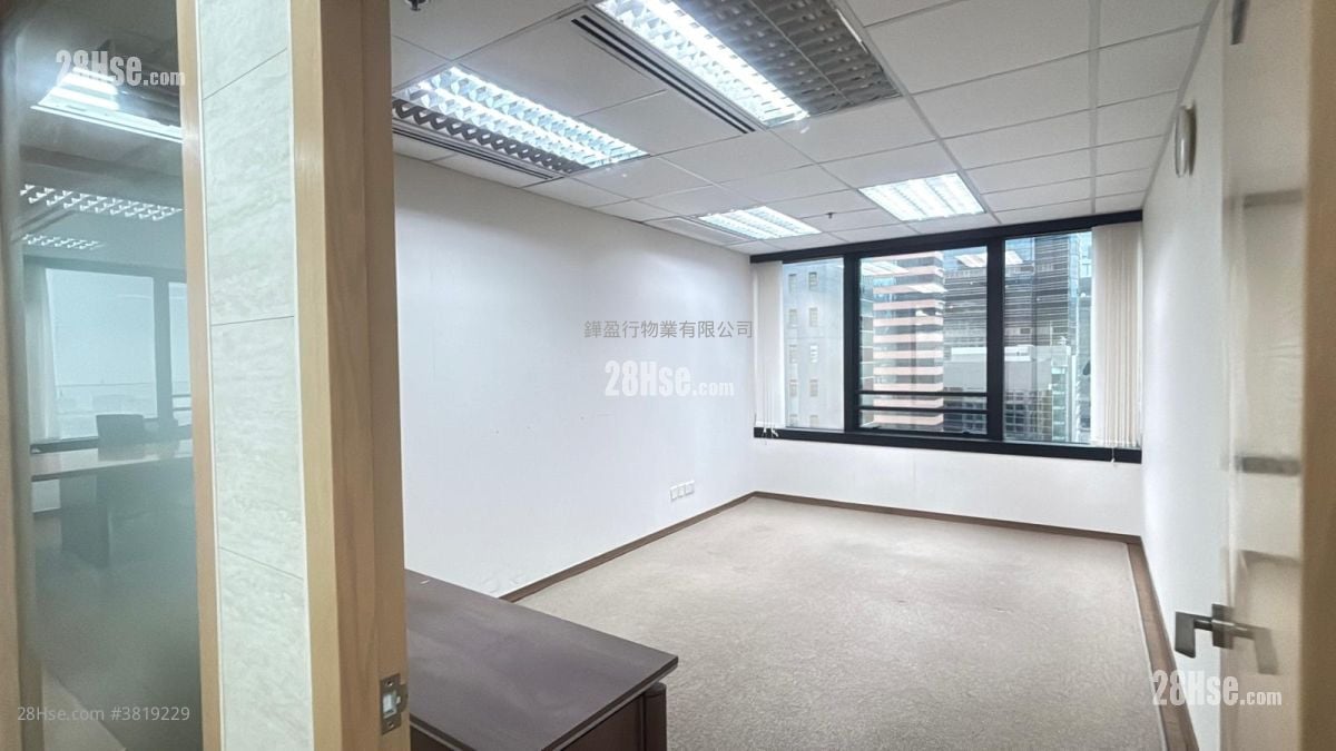 Jubilee Centre Rental 5+ Bedrooms