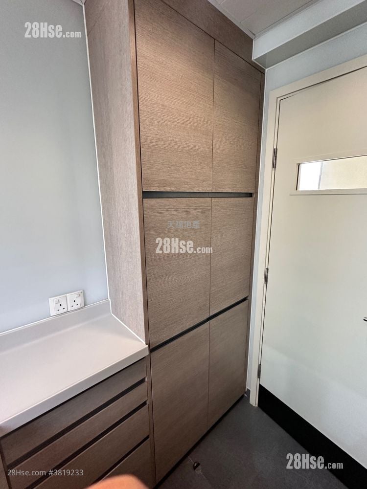 Apartment Rental 2 Bedrooms , 1 Bathroom 434 ft²