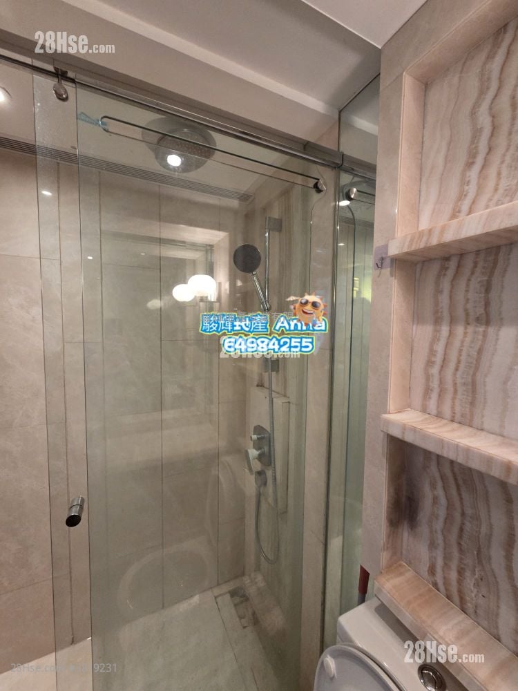 Macpherson Place Rental 2 Bedrooms , 1 Bathroom 561 ft²