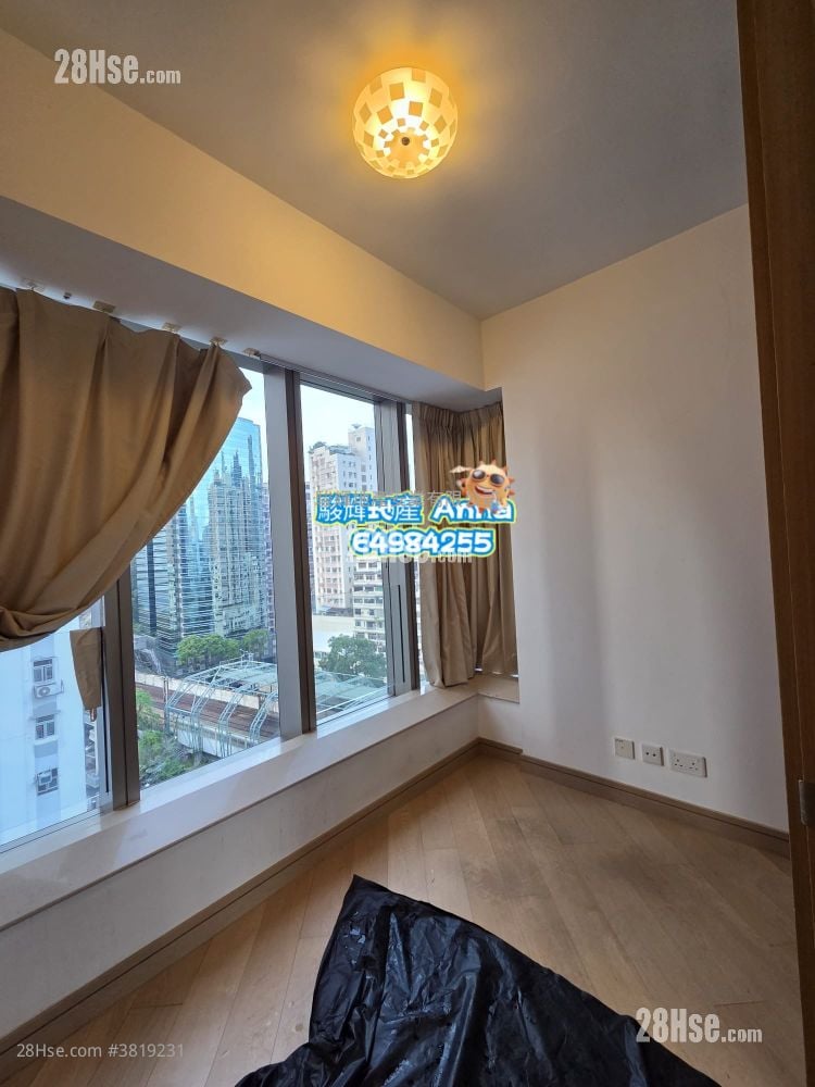 Macpherson Place Rental 2 Bedrooms , 1 Bathroom 561 ft²