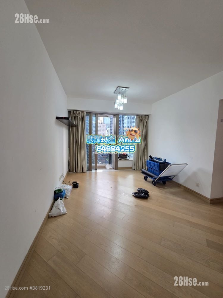 Macpherson Place Rental 2 Bedrooms , 1 Bathroom 561 ft²