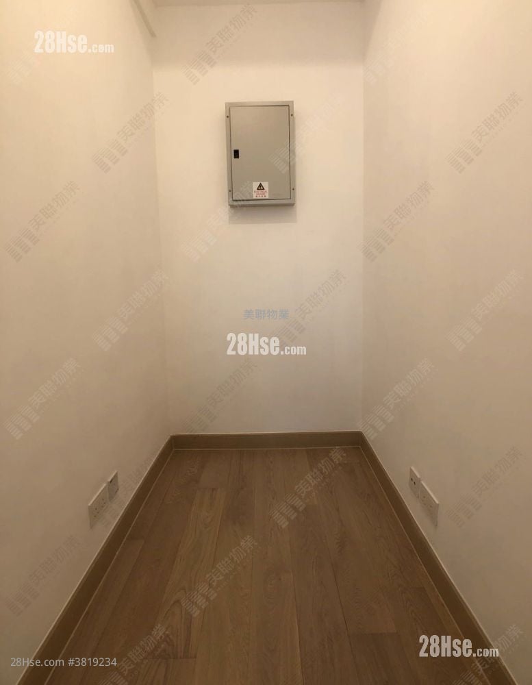 Monterey 租盘 804 平方尺