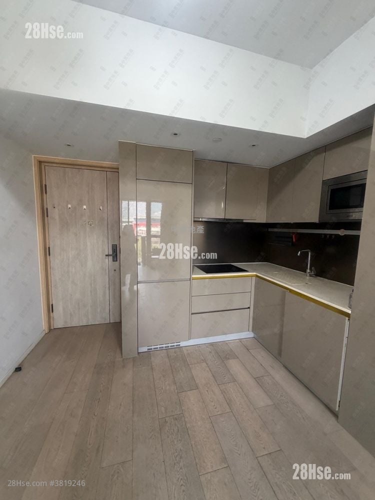 2Gerher Sell 2 Bedrooms 484 ft²