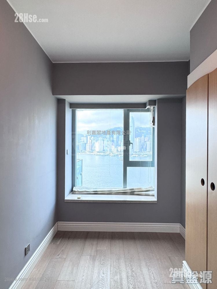 The Harbourside Sell 3 Bedrooms , 3 Bathrooms 1,051 ft²