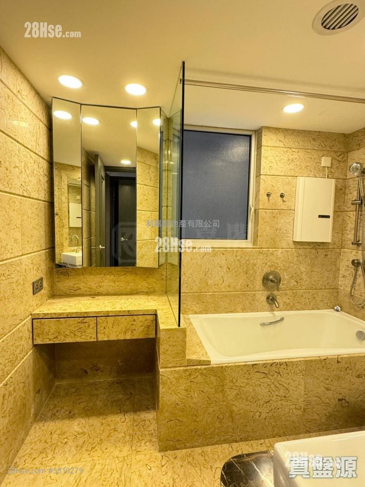 The Harbourside Sell 3 Bedrooms , 3 Bathrooms 1,051 ft²