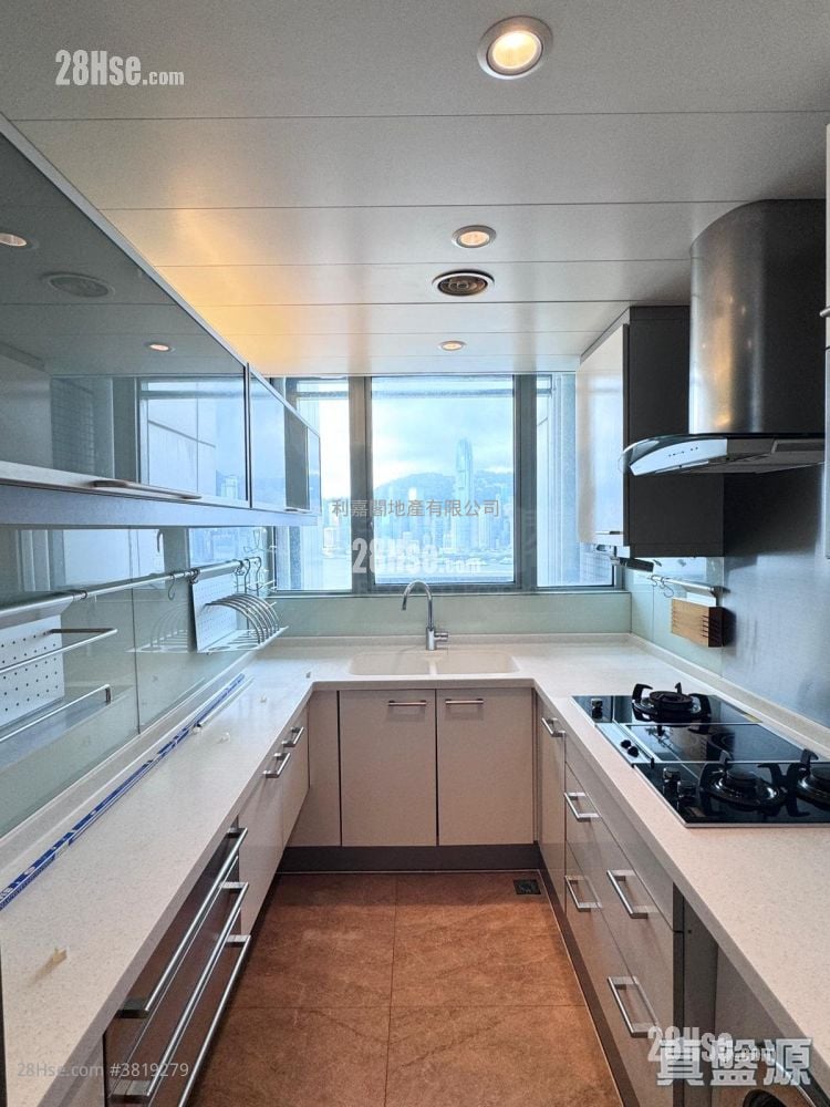 The Harbourside Sell 3 Bedrooms , 3 Bathrooms 1,051 ft²