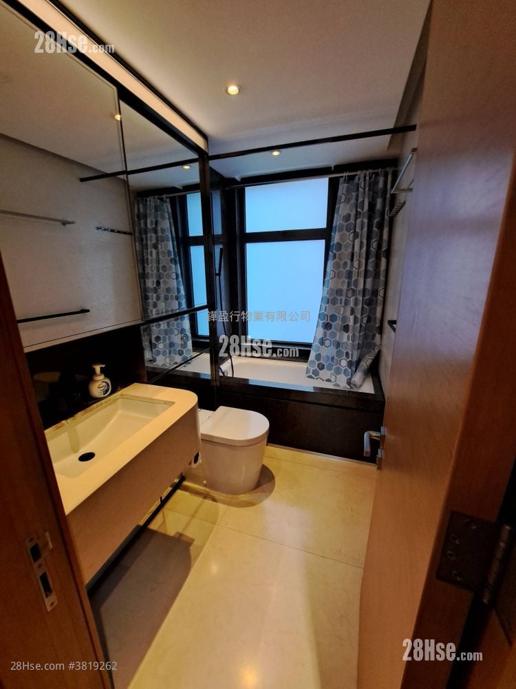 瀚然 租盤 3 房 , 2 浴室 911 平方呎