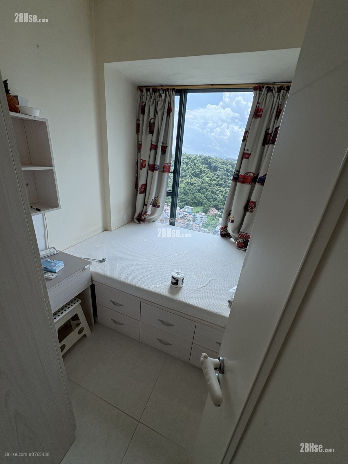 嵐山 租盤 4 房 , 2 浴室 749 平方呎