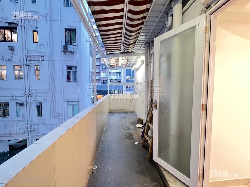 Tsui Man Court Sell 2 Bedrooms , 1 Bathroom 492 ft²