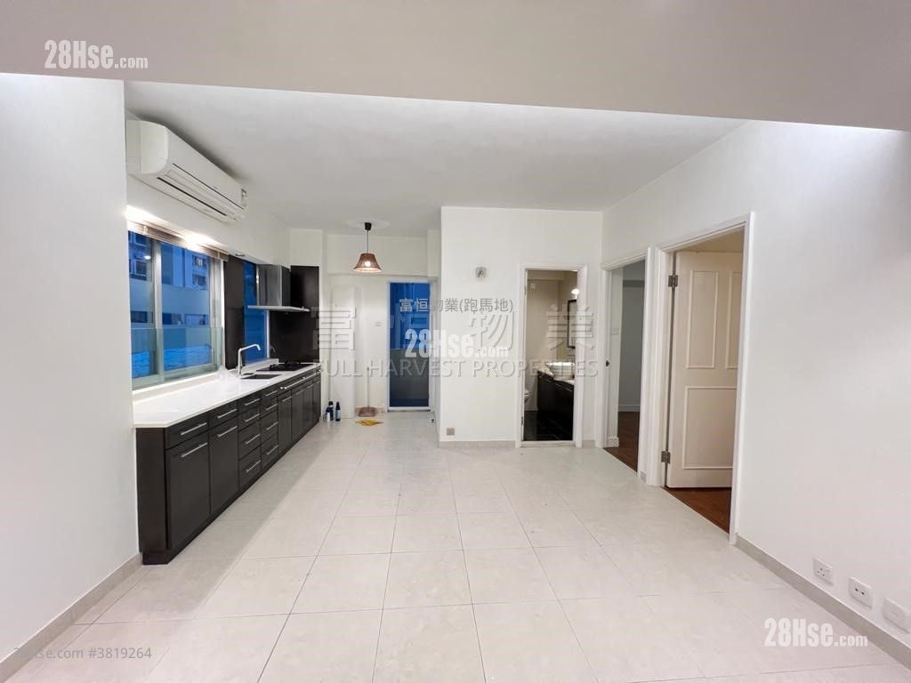 Tsui Man Court Sell 2 Bedrooms , 1 Bathroom 492 ft²