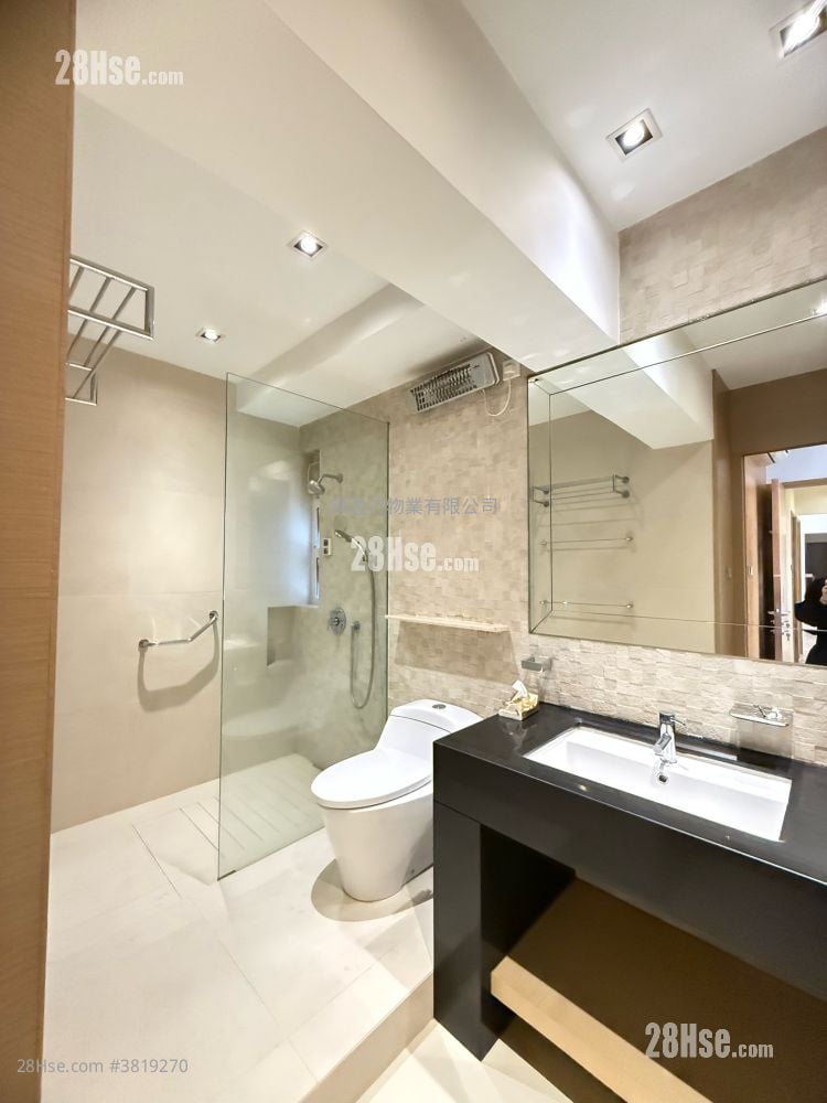 威都閣 租盤 4 房 , 2 浴室 2,320 平方呎