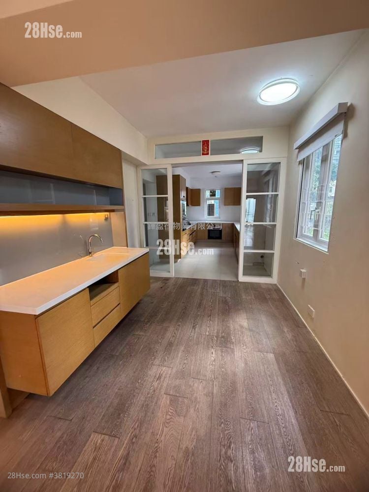 威都閣 租盤 4 房 , 2 浴室 2,320 平方呎