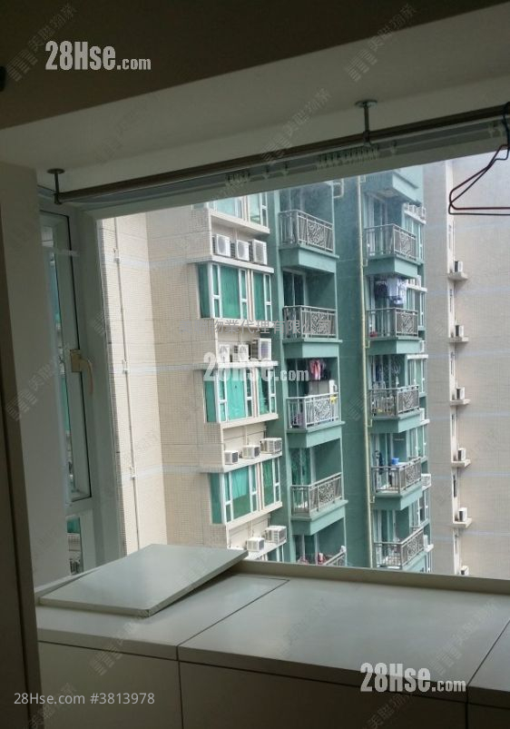 Metro Town Sell 3 Bedrooms 594 ft²