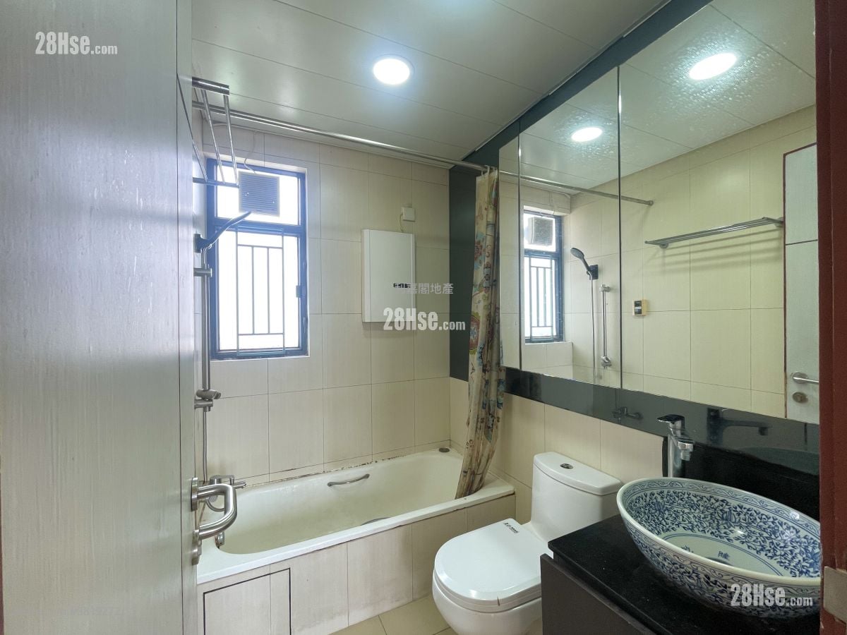 鲤湾天下 售盘 3 房 636 平方尺