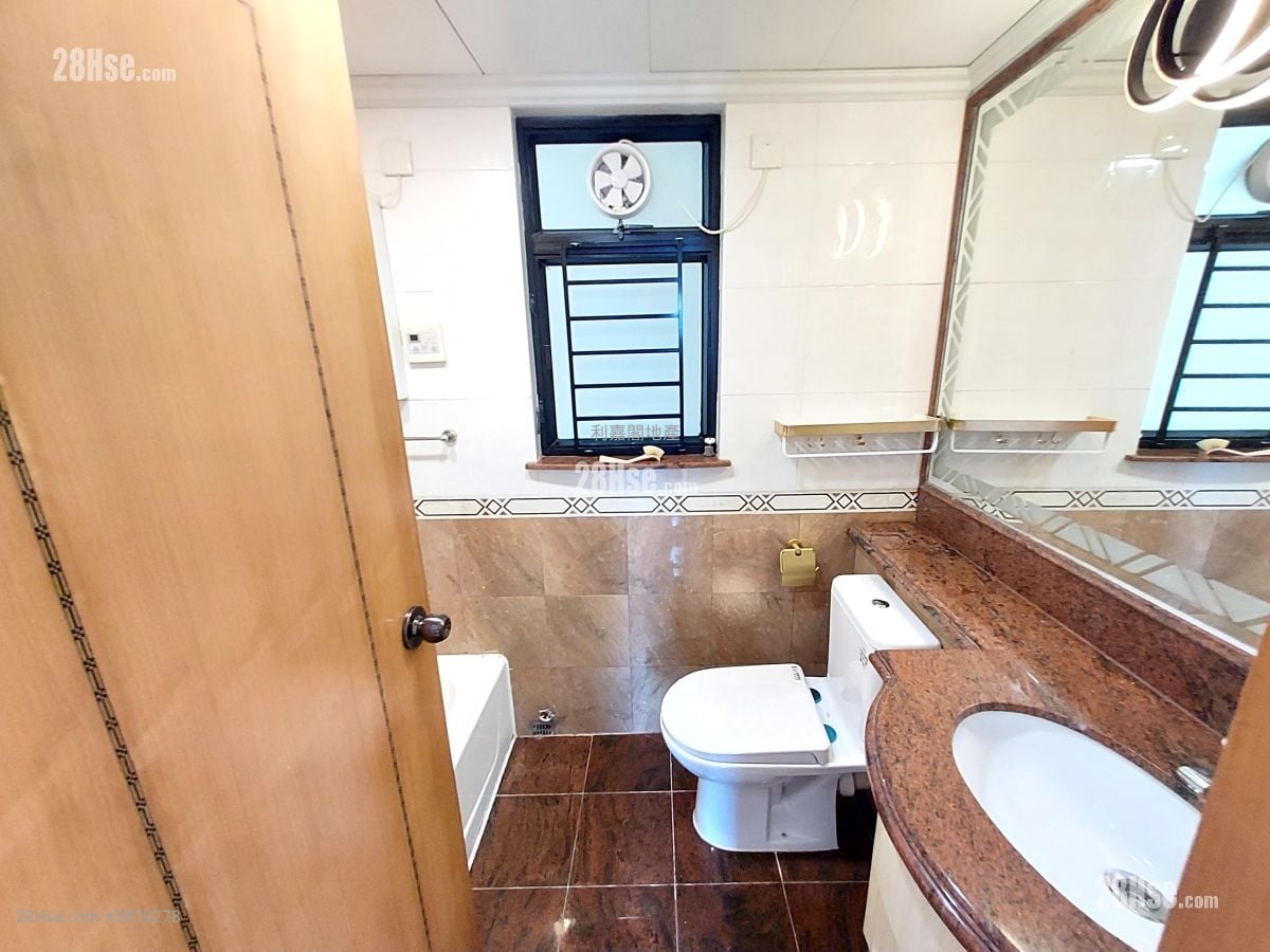 晓晖花园 售盘 3 房 709 平方尺