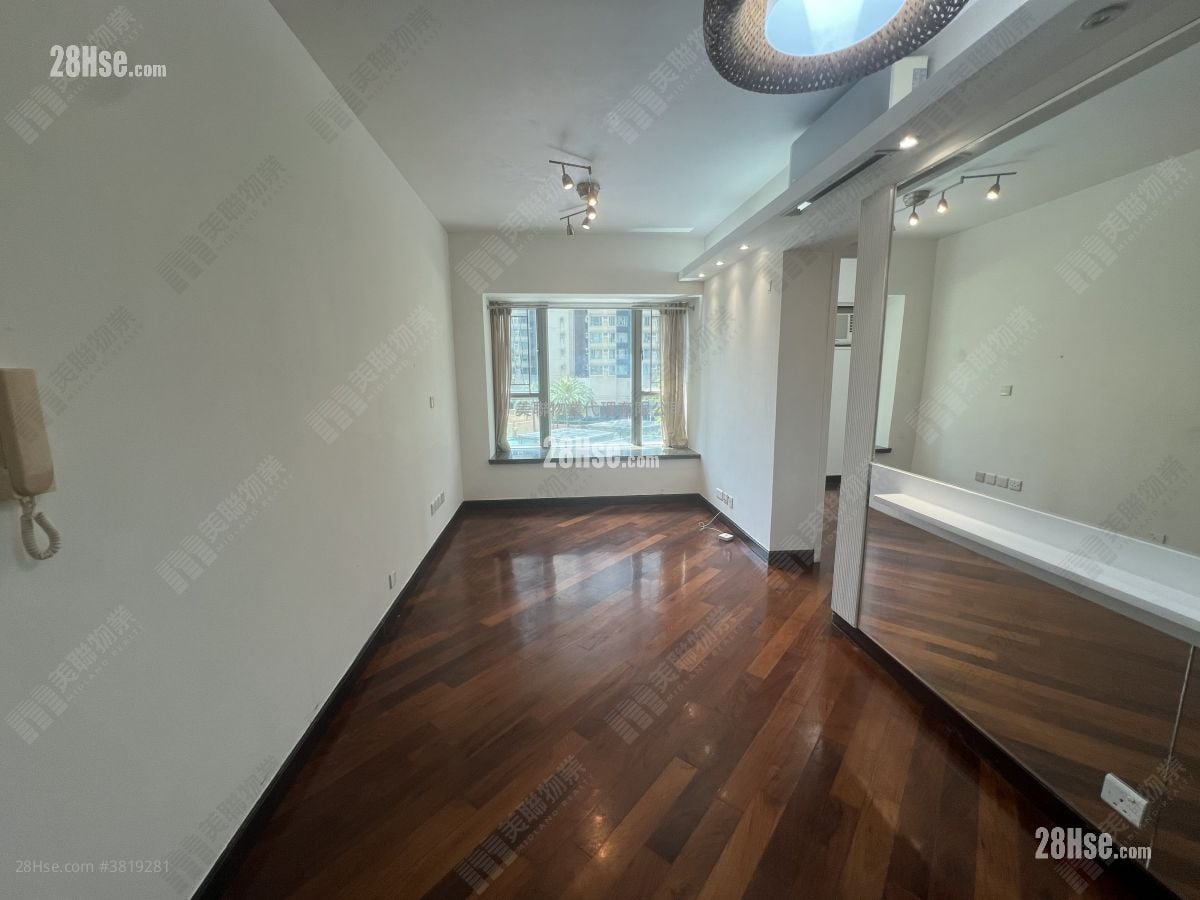 Tseung Kwan O Plaza Sell 2 Bedrooms , 1 Bathroom 456 ft²