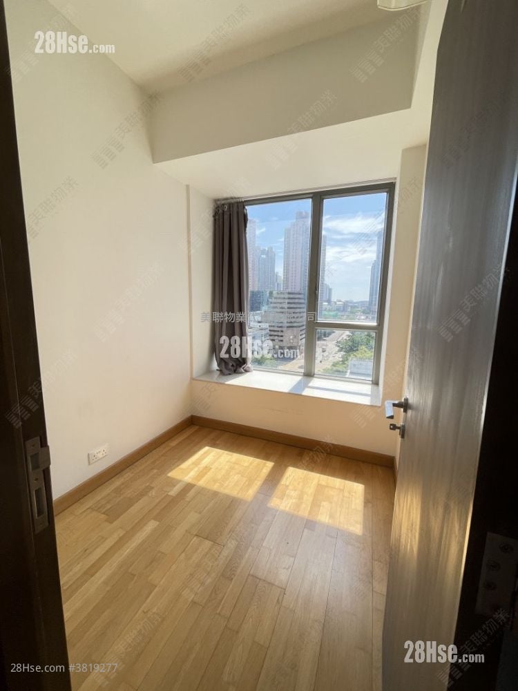 Heya Aqua Sell 3 Bedrooms 665 ft²