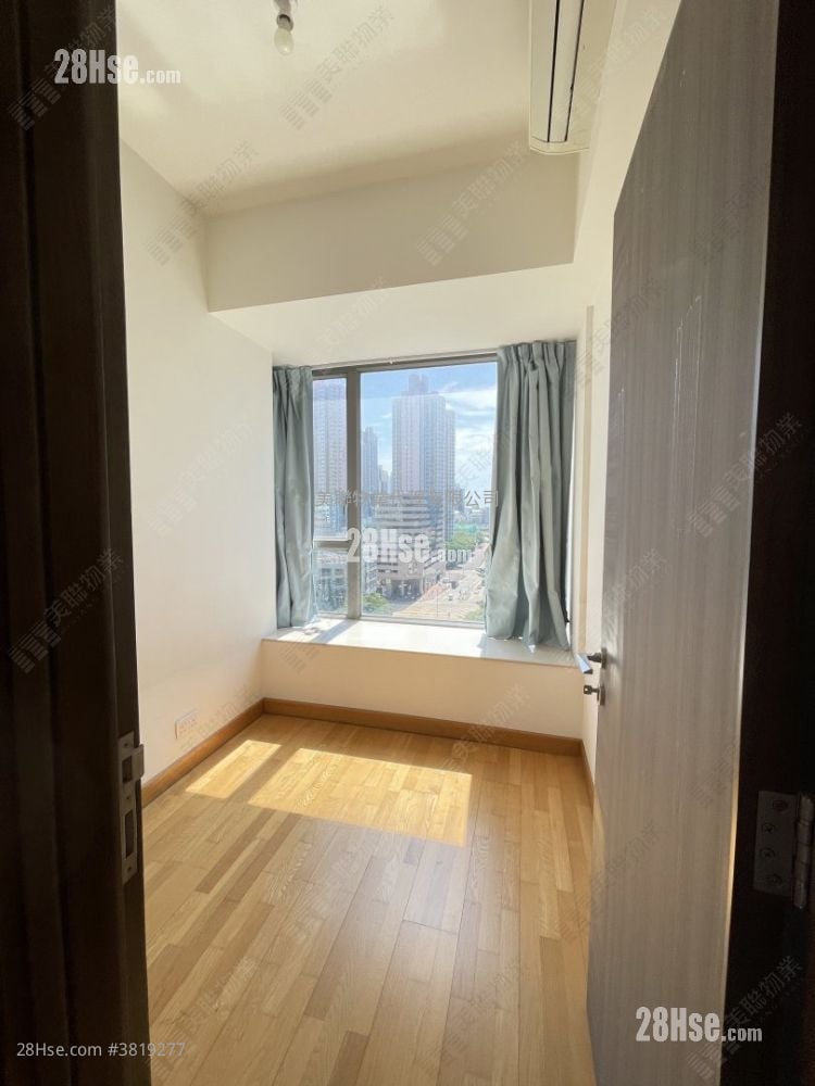 Heya Aqua Sell 3 Bedrooms 665 ft²