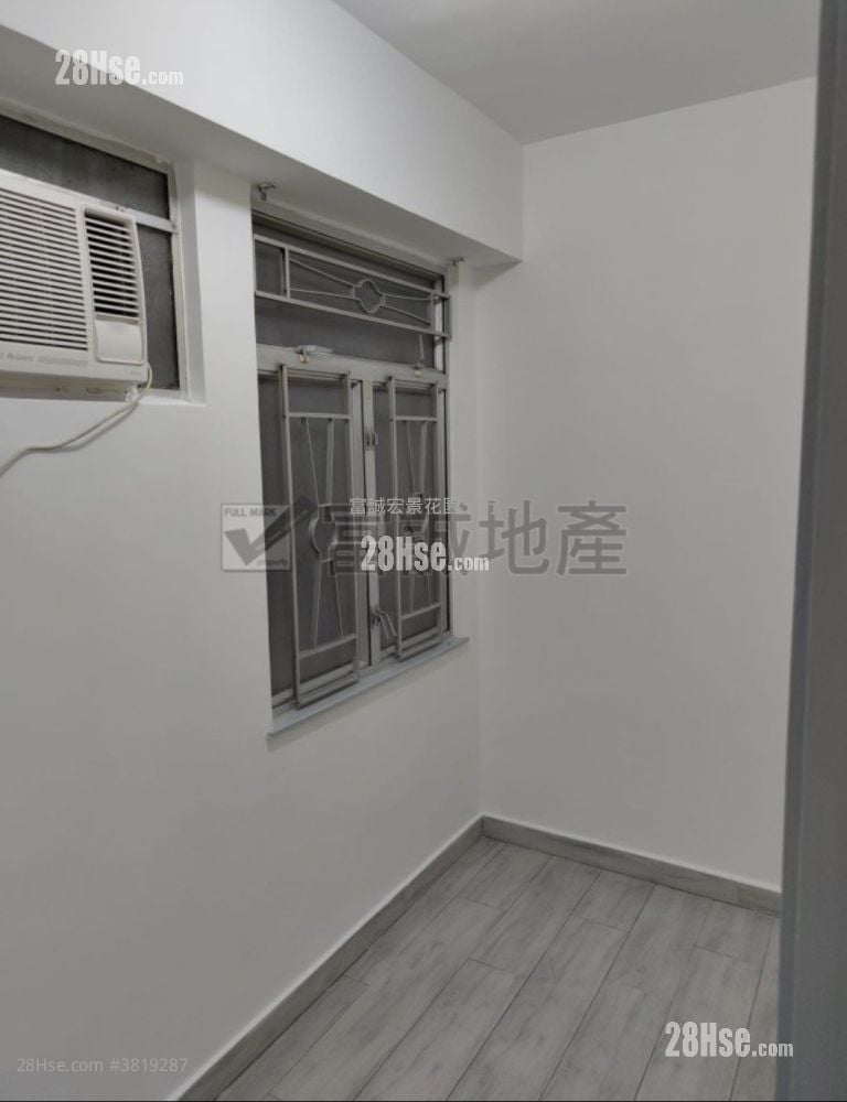 Hsin Kuang Centre Sell 2 Bedrooms , 1 Bathroom 412 ft²