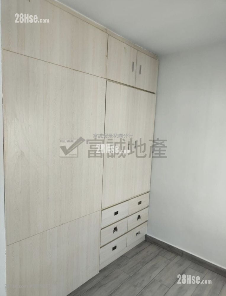 Hsin Kuang Centre Sell 2 Bedrooms , 1 Bathroom 412 ft²