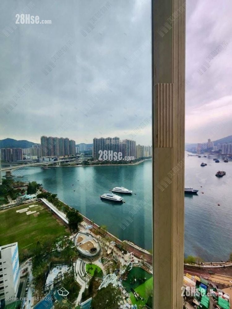 Waterside Plaza Sell 3 Bedrooms , 1 Bathroom 572 ft²